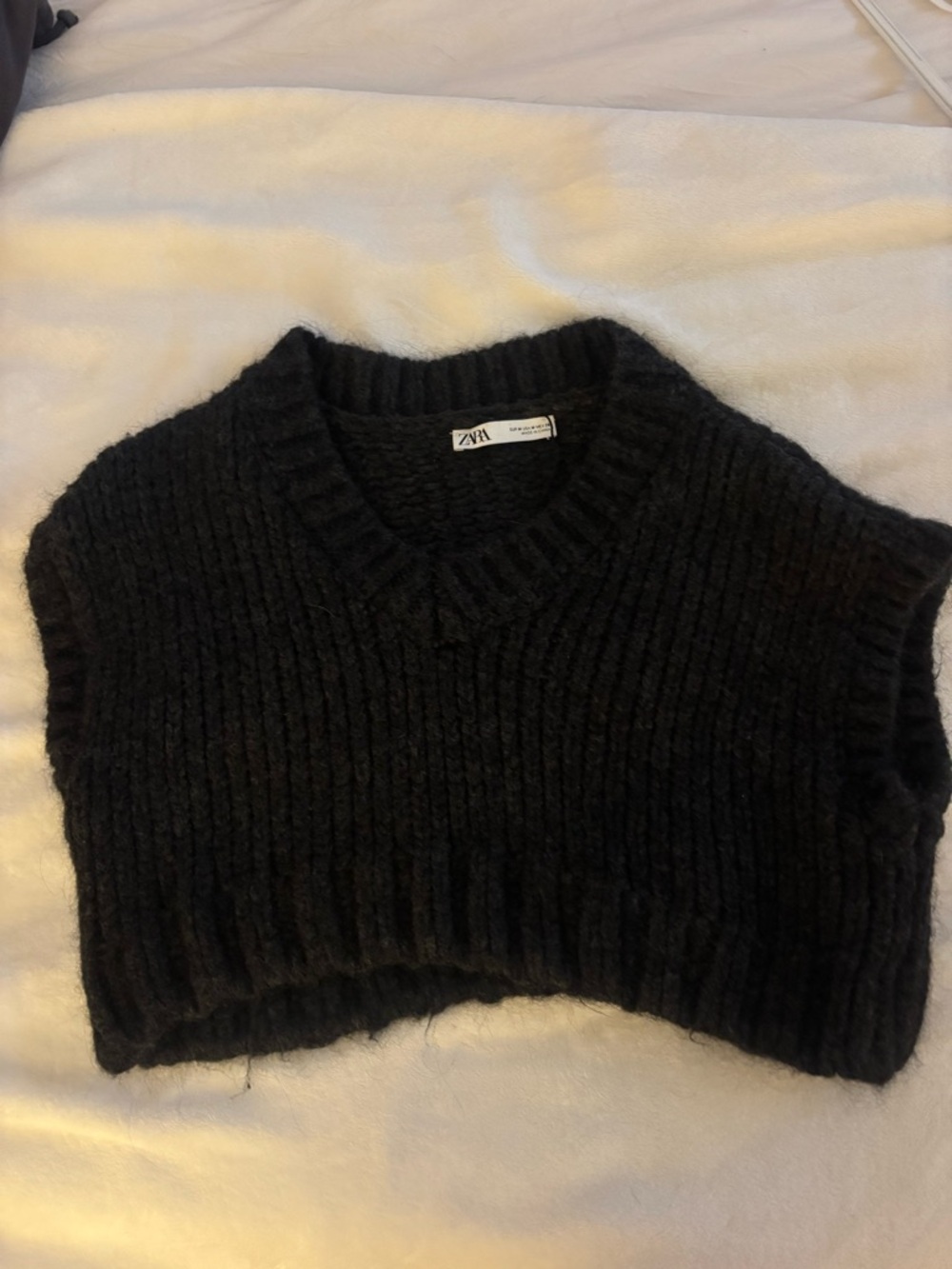 Zara Black Ribbed V-Neck Knit Sweater Vest
